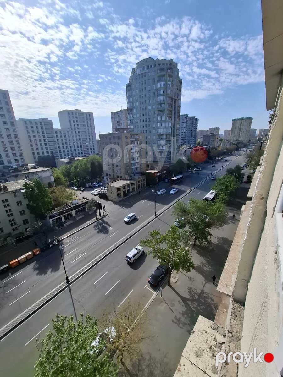 Satılır 2 otaqlı köhnə tikili 67 m² — Mənzil, Bakı (7)