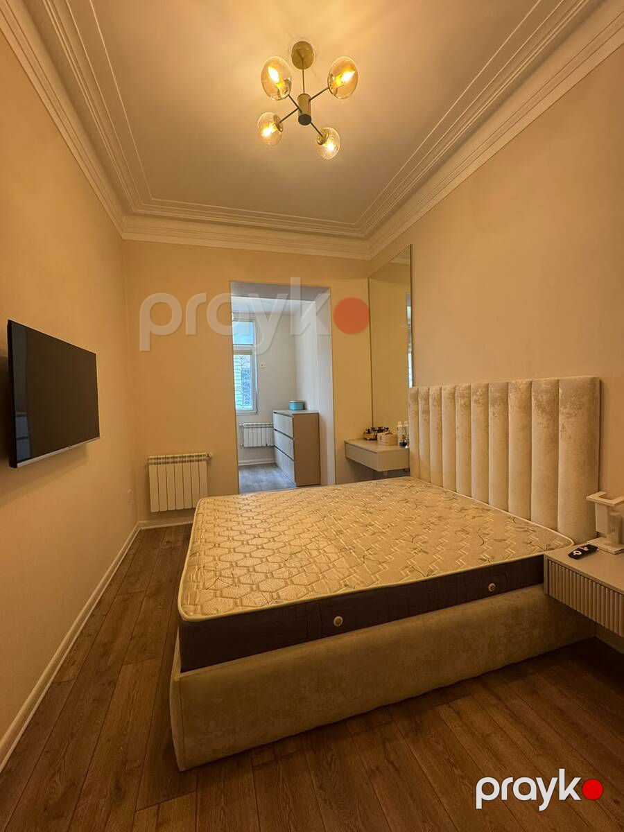 Satılır 2 otaqlı köhnə tikili 65 m² — Mənzil, Bakı (3)