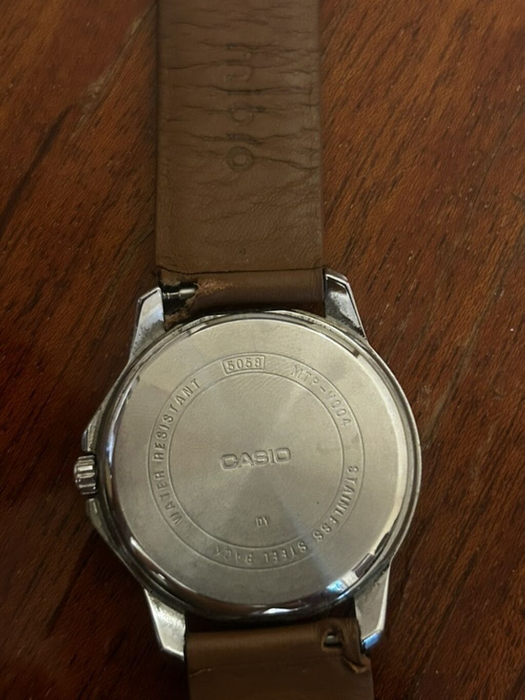 CASIO MTP-1200 seriyası kişi qol saatı Herşeyi işlekdir sadece