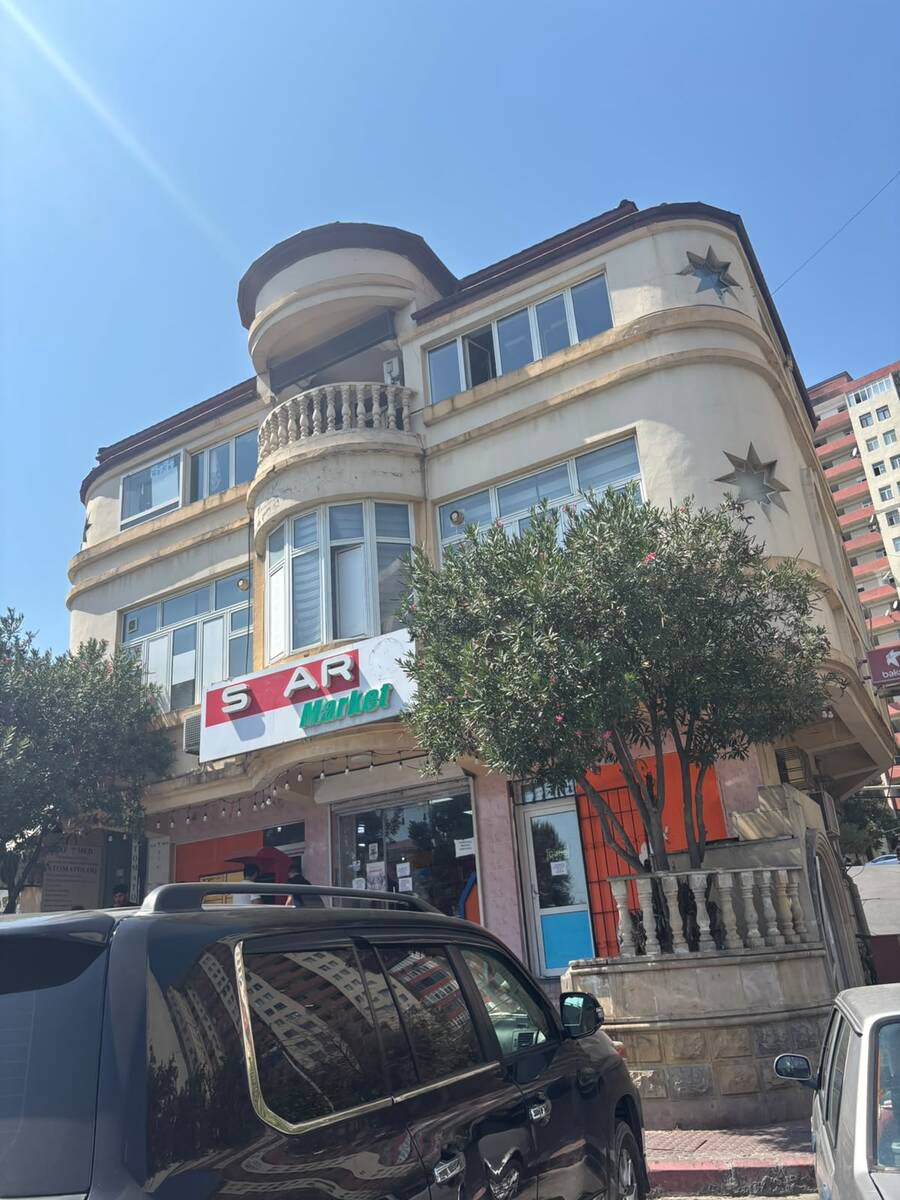 Satılır obyekt 88 m² — Əmlak, Bakı