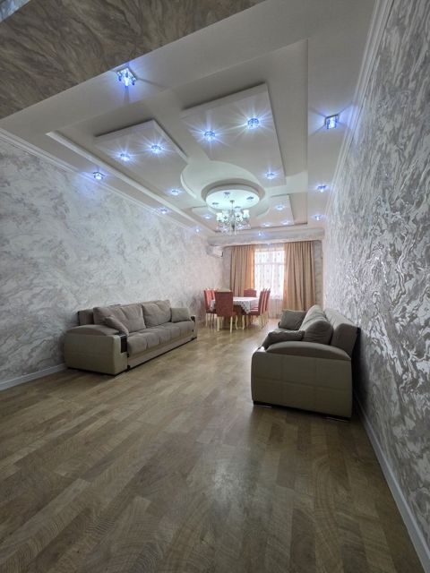 Satılır 3 otaqlı yeni tikili 110 m²