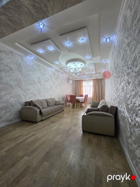 Satılır 3 otaqlı yeni tikili 110 m²