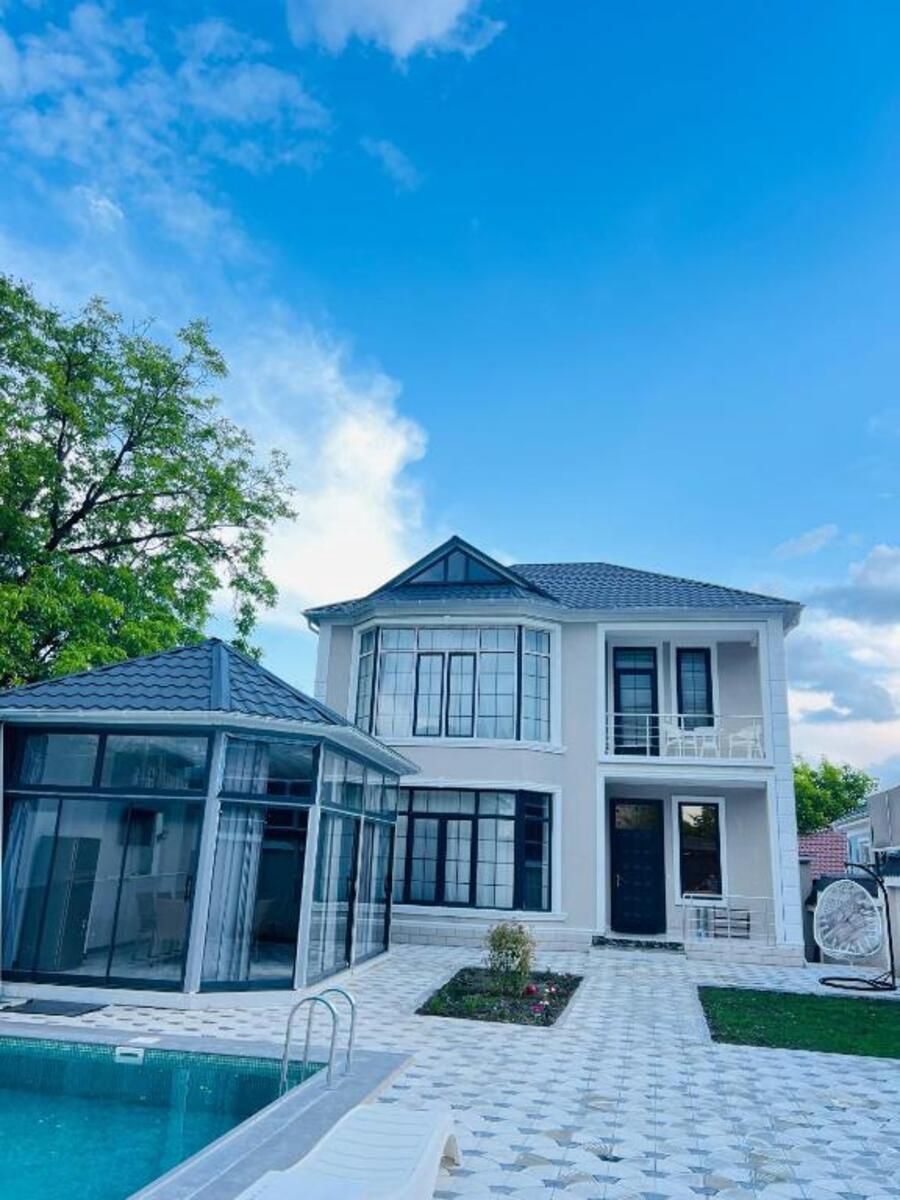 İcarəyə verilir 5 otaqlı həyət evi/bağ evi 250 m² — Ev, villa, Qəbələ