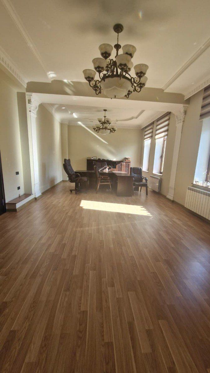 İcarəyə verilir 4 otaqlı ofis 250 m² — Ofis, Bakı