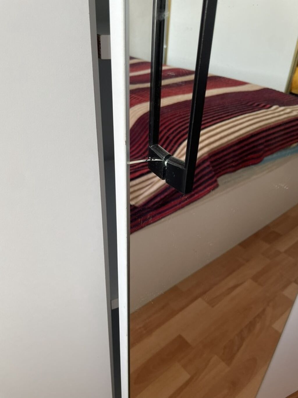 Ağ rəngdə 3 qapılı geyim şkafı - Material: laminat/MDFlam, ağ rəng - — Mebel, Masazır (2)