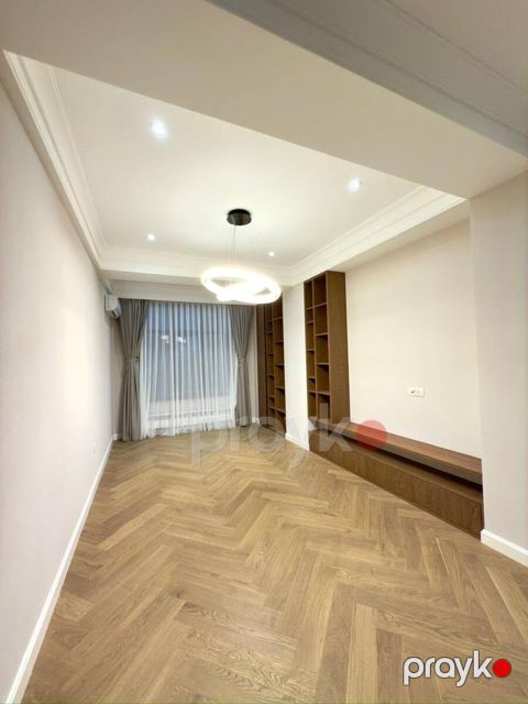 Satılır 3 otaqlı yeni tikili 137 m² — Bakı
