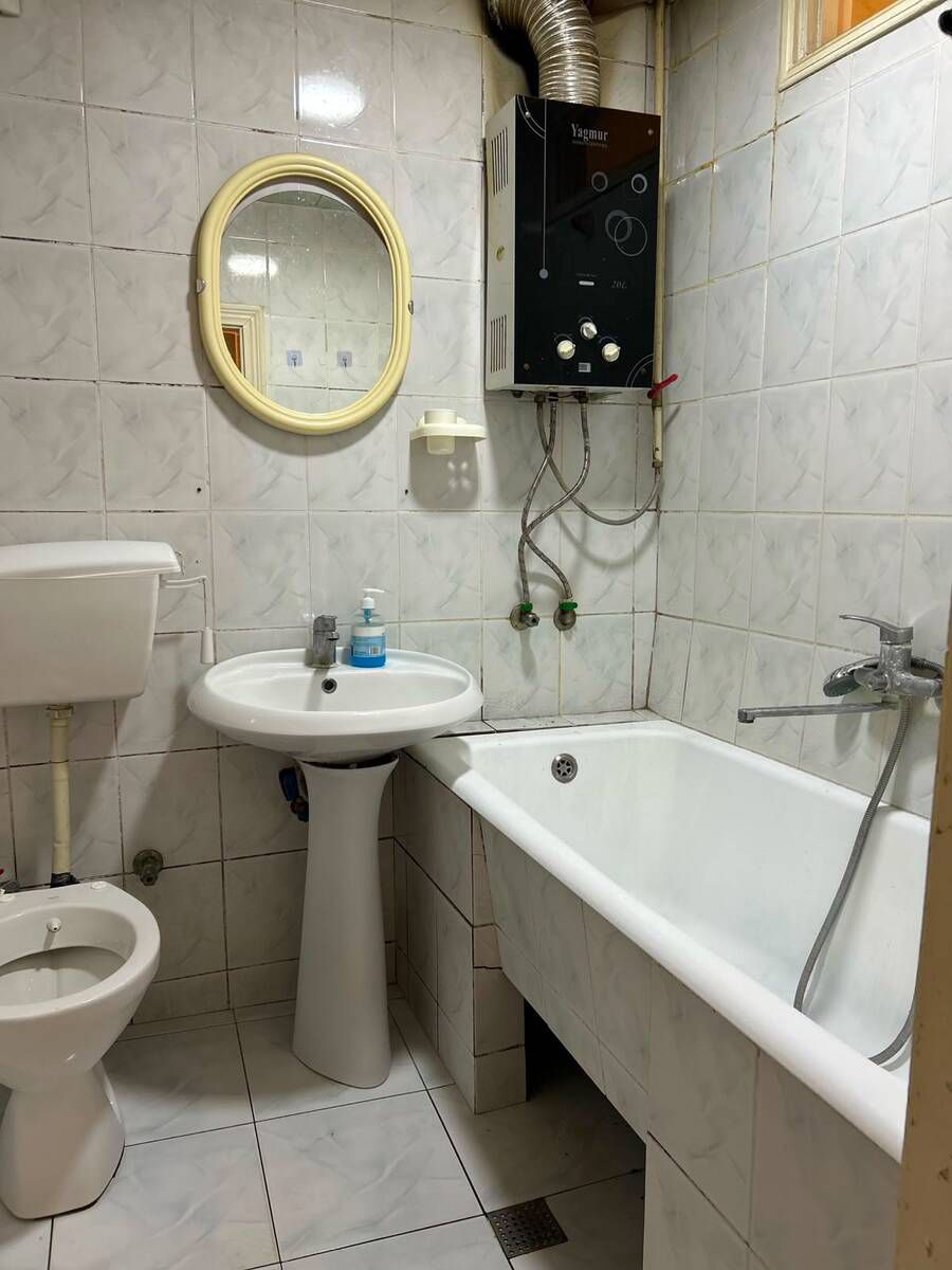 İcarəyə verilir 2 otaqlı köhnə tikili 60 m² — Mənzil, Bakı (11)