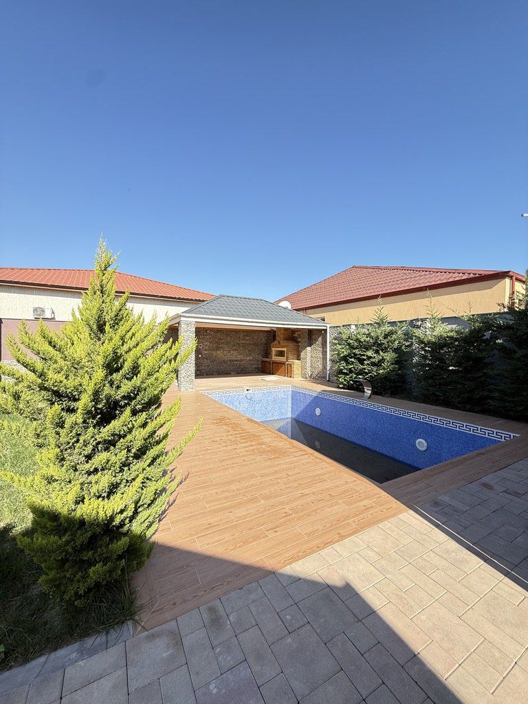 Satılır 4 otaqlı həyət evi/bağ evi 180 m² — Ev, villa, Bakı (3)