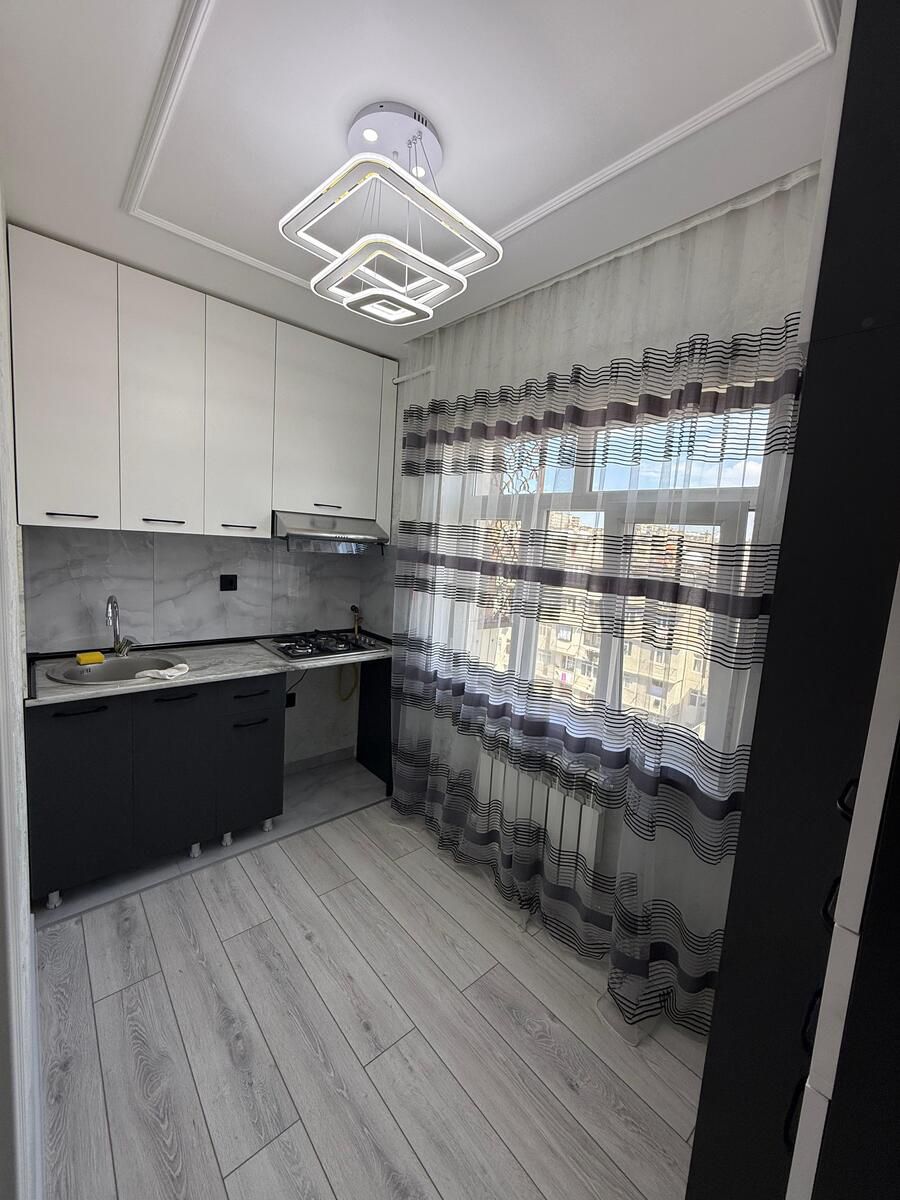 Satılır 2 otaqlı köhnə tikili 42 m² — Mənzil, Bakı (10)