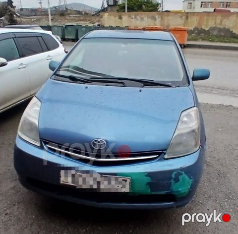 Toyota Prius – hibrid hetçbek Maşın günlük icareye verilir Butun