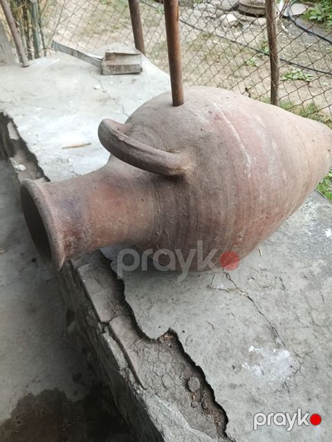 Böyük həcmli gil küp (amfora tipli) - Material: təbii gil, bişmiş