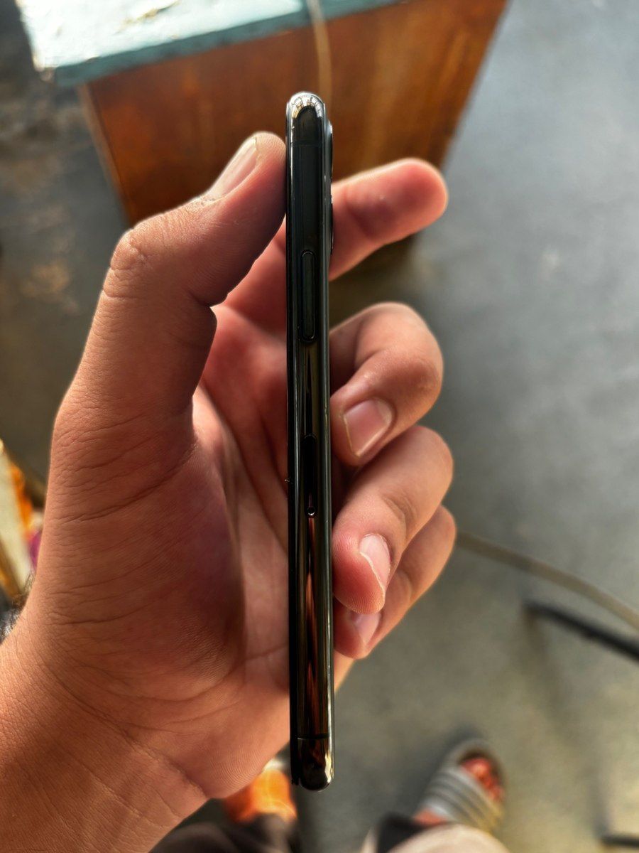 Apple iPhone 11 Pro Midnight Green 64GB/4GB — Mallar, Bakı (6)