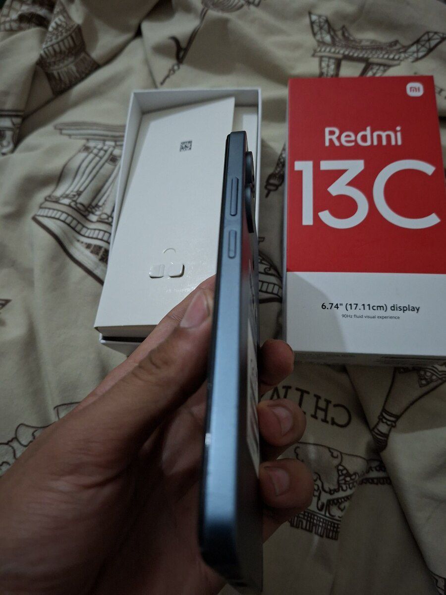 Xiaomi Redmi 13 5G Hawaiian Blue 128GB/8GB — Mallar, Bakı (3)