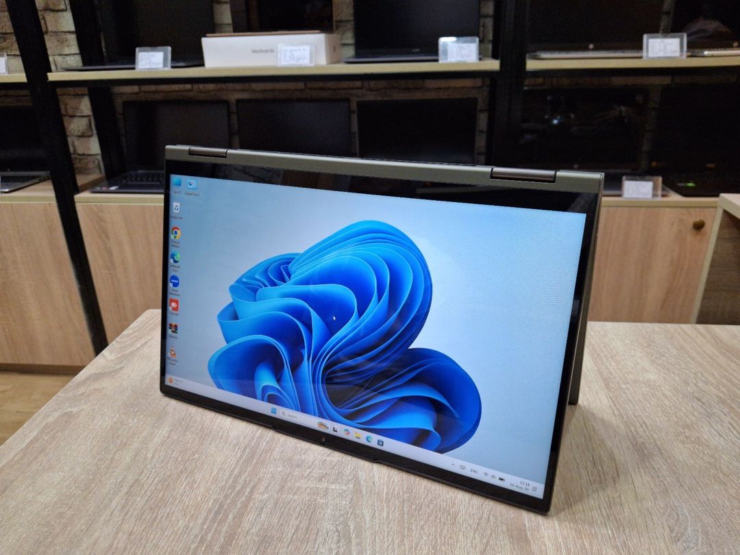 Lenovo yoga x360 i7 1165G7 12GB RAM 512GB SSD — Elektronika, Bakı