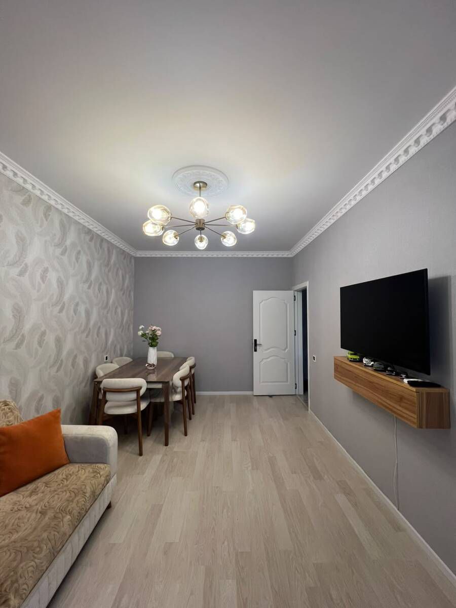 Satılır 2 otaqlı köhnə tikili 60 m² — Mənzil, Bakı (3)