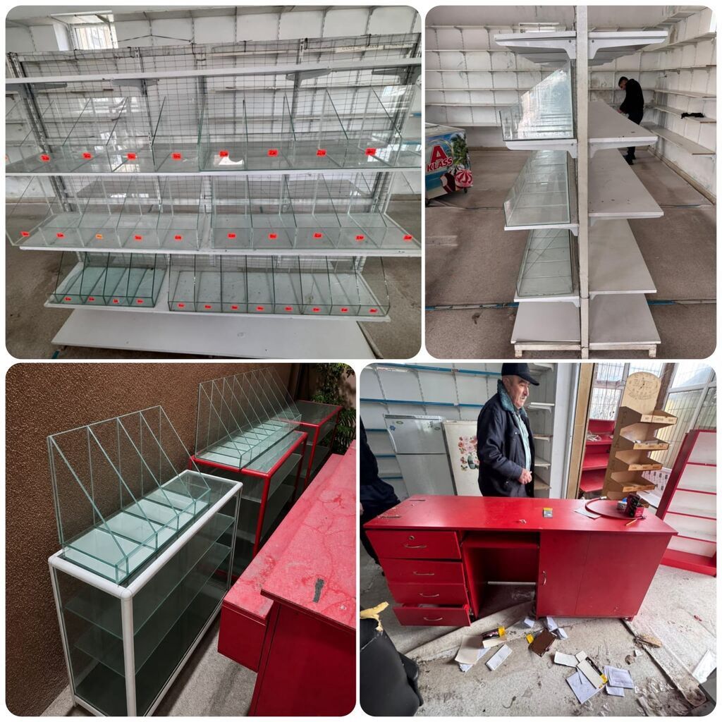 ✔️120 man(Xətai rayon). Vitrinlər. Hamisi birlikdə təcili satılır. Çox