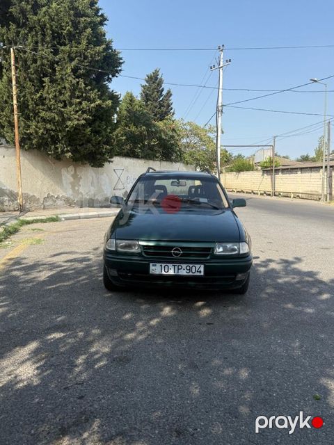 Opel Astra, 1.6 L, 1997 il, 300 000 km