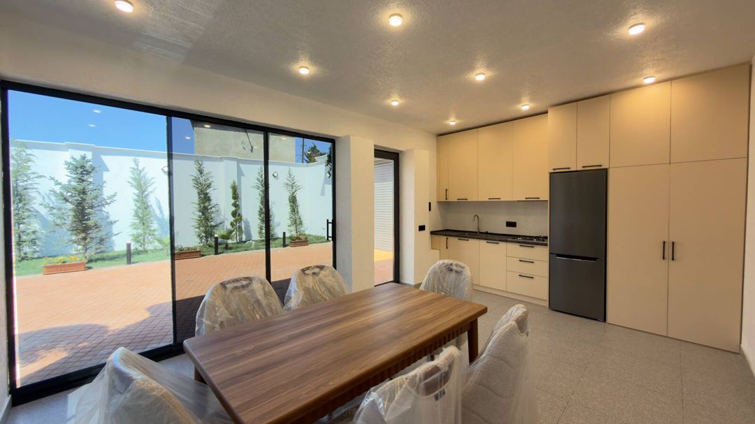 Satılır 5 otaqlı həyət evi/bağ evi 220 m² — Ev, villa, Bakı (8)