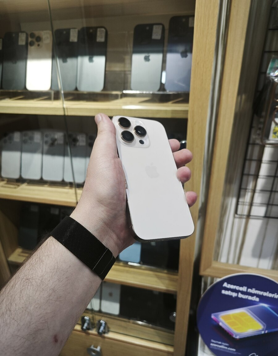 Apple iPhone 16 Pro, 8 GB — Elektronika, Bakı (4)