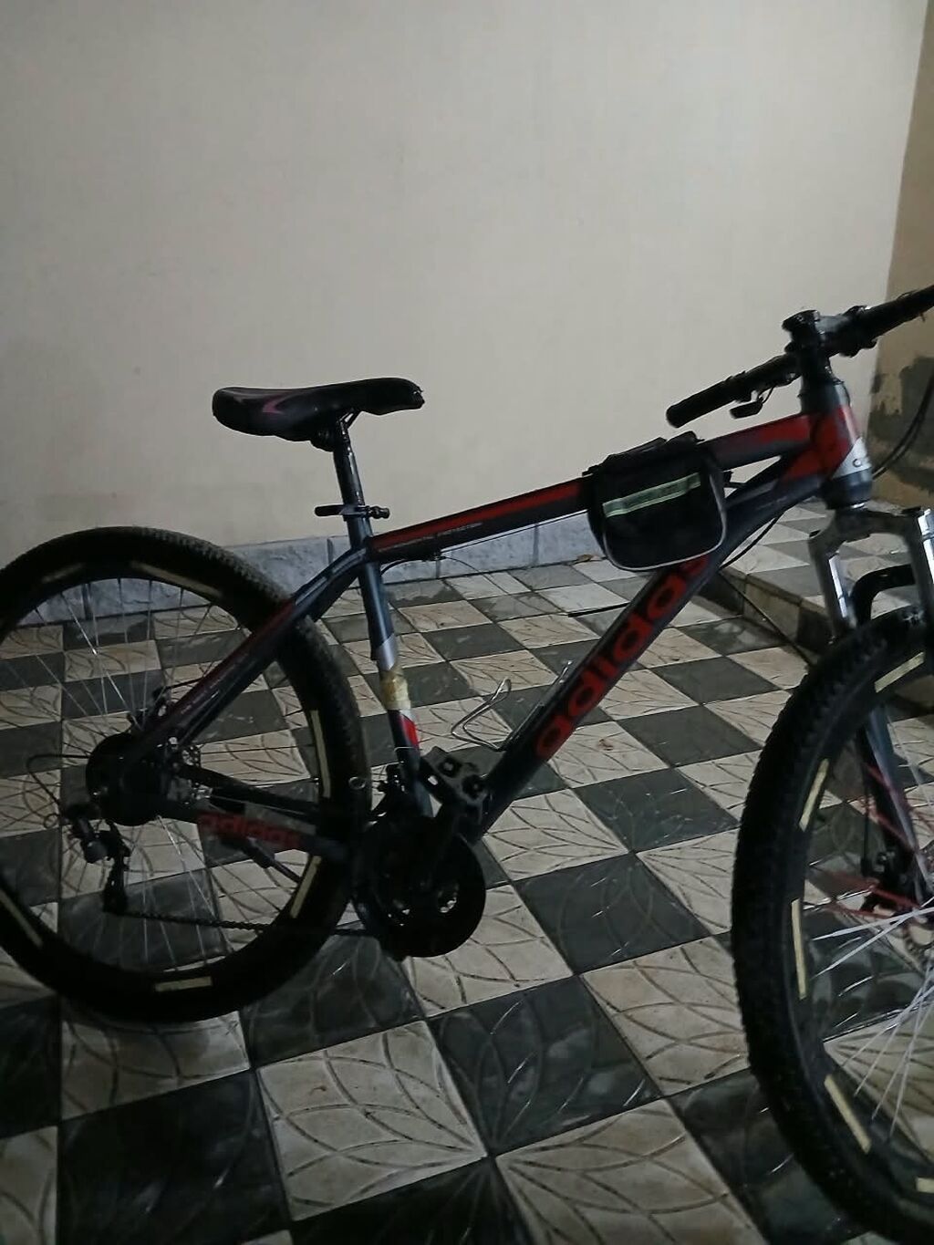 29 luq velosiped 2ci el herşeyi qaydasında 2 prablem var sadəcə — Avto, Gəncə (6)