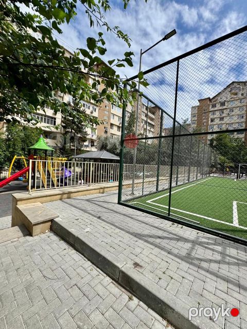 Satılır 2 otaqlı köhnə tikili 50 m²