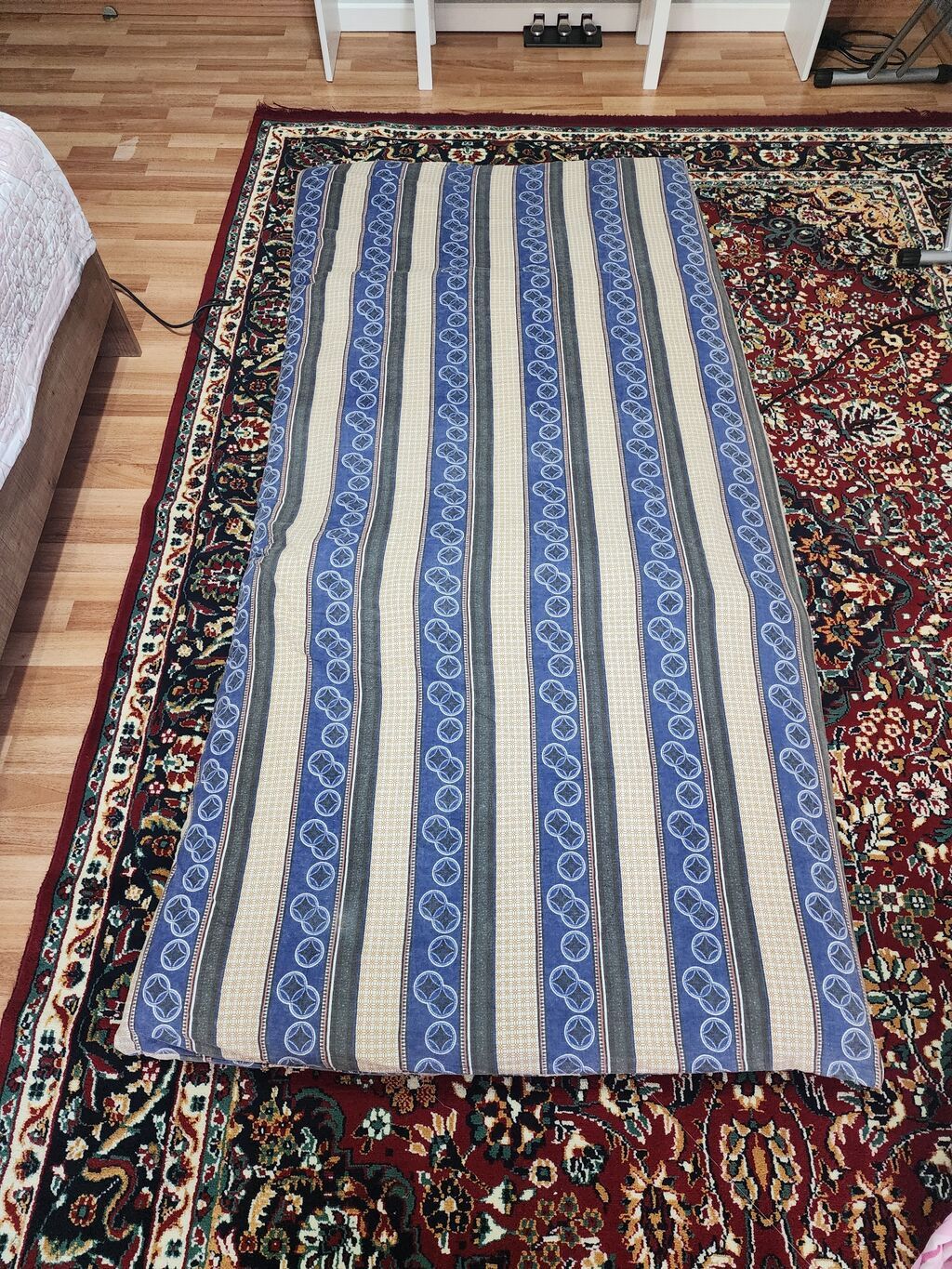 90/200. Islenmeyib — Matraslar, Bakı