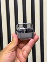 Samsung Buds 3 Pro — Elektronika