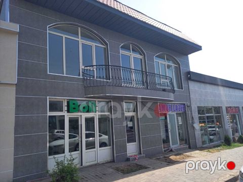 Satılır obyekt 140 m²