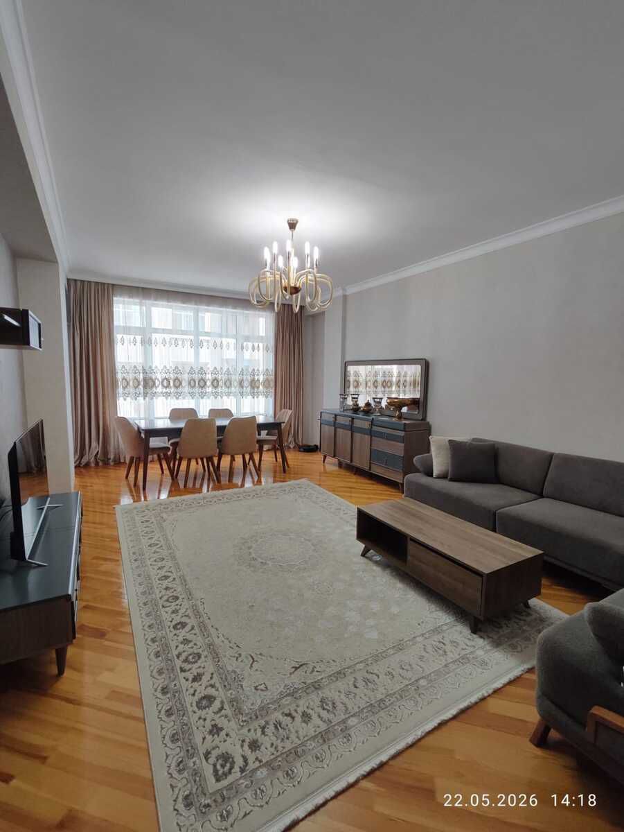 Satılır 3 otaqlı yeni tikili 140 m² — Mənzil, Bakı