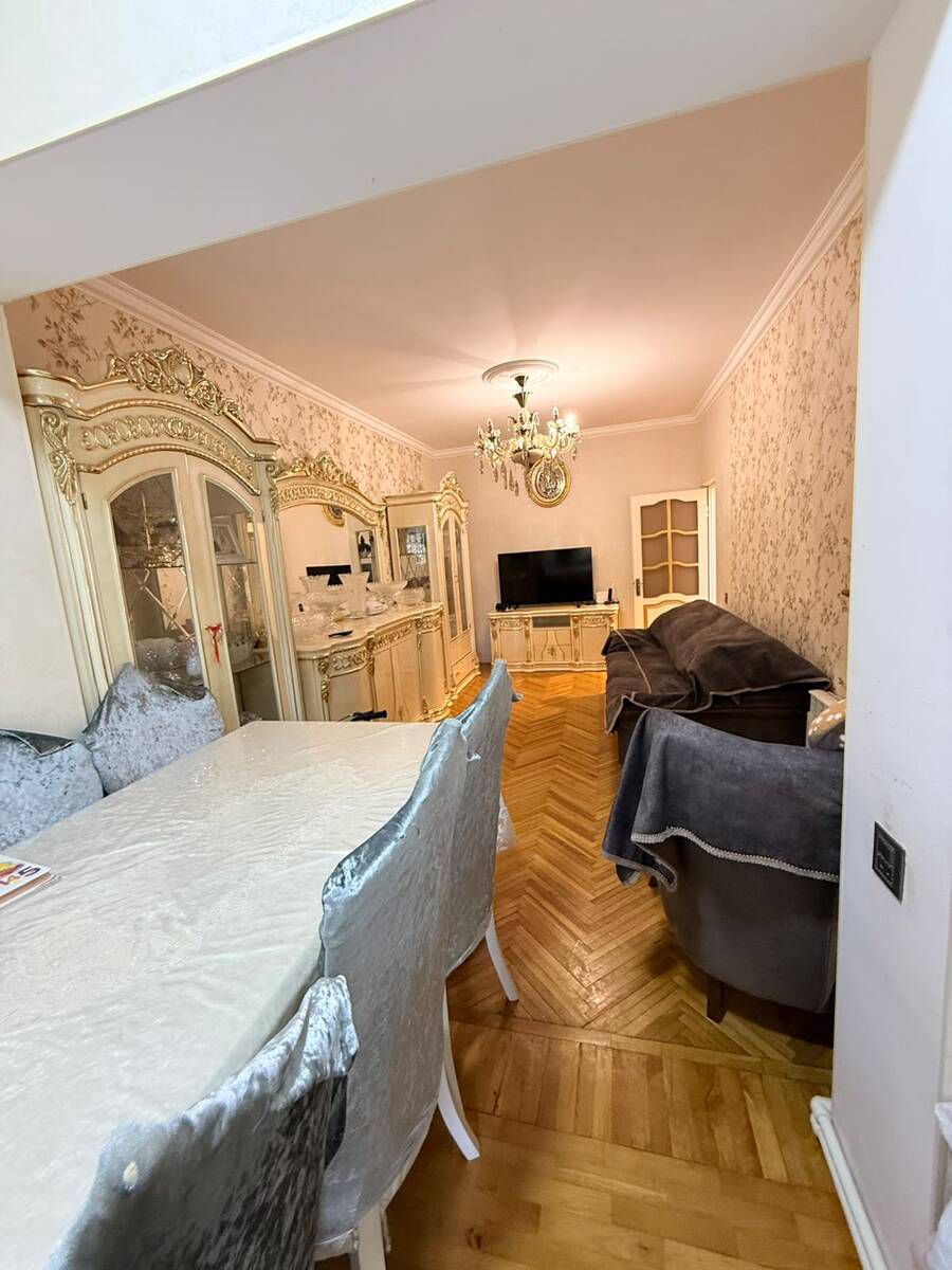 Satılır 2 otaqlı köhnə tikili 70 m² — Mənzil, Bakı (2)