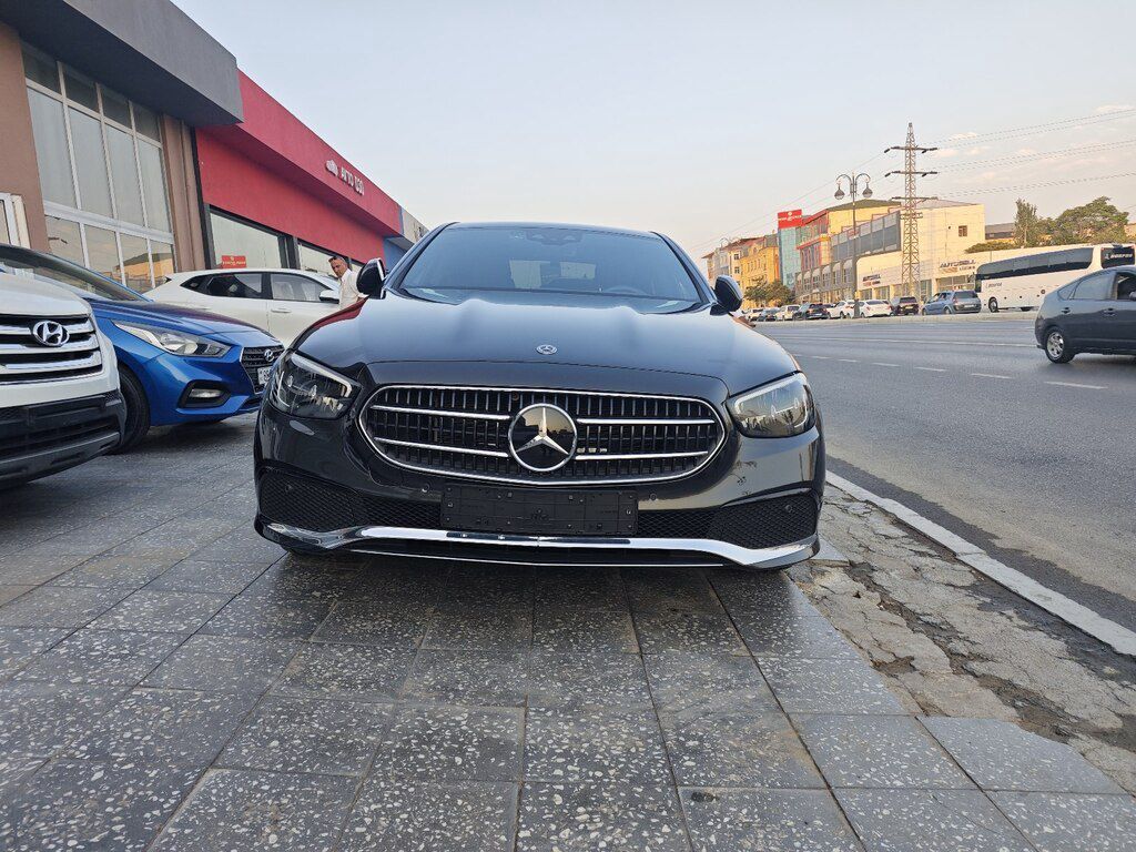 Mercedes E 250, 2.0 L, 2020 il, 26 000 km — Avtomobillər, Bakı (4)