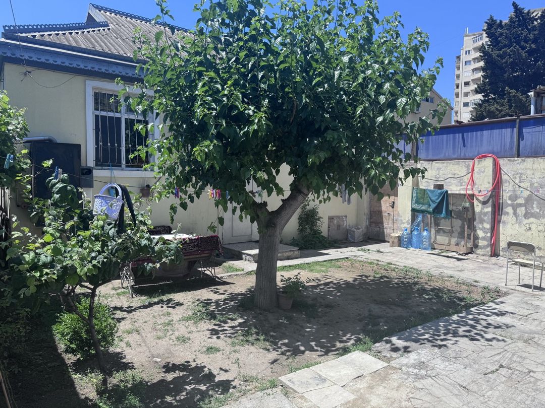 Satılır 4 otaqlı həyət evi/bağ evi 90 m² — Ev, villa, Bakı (2)
