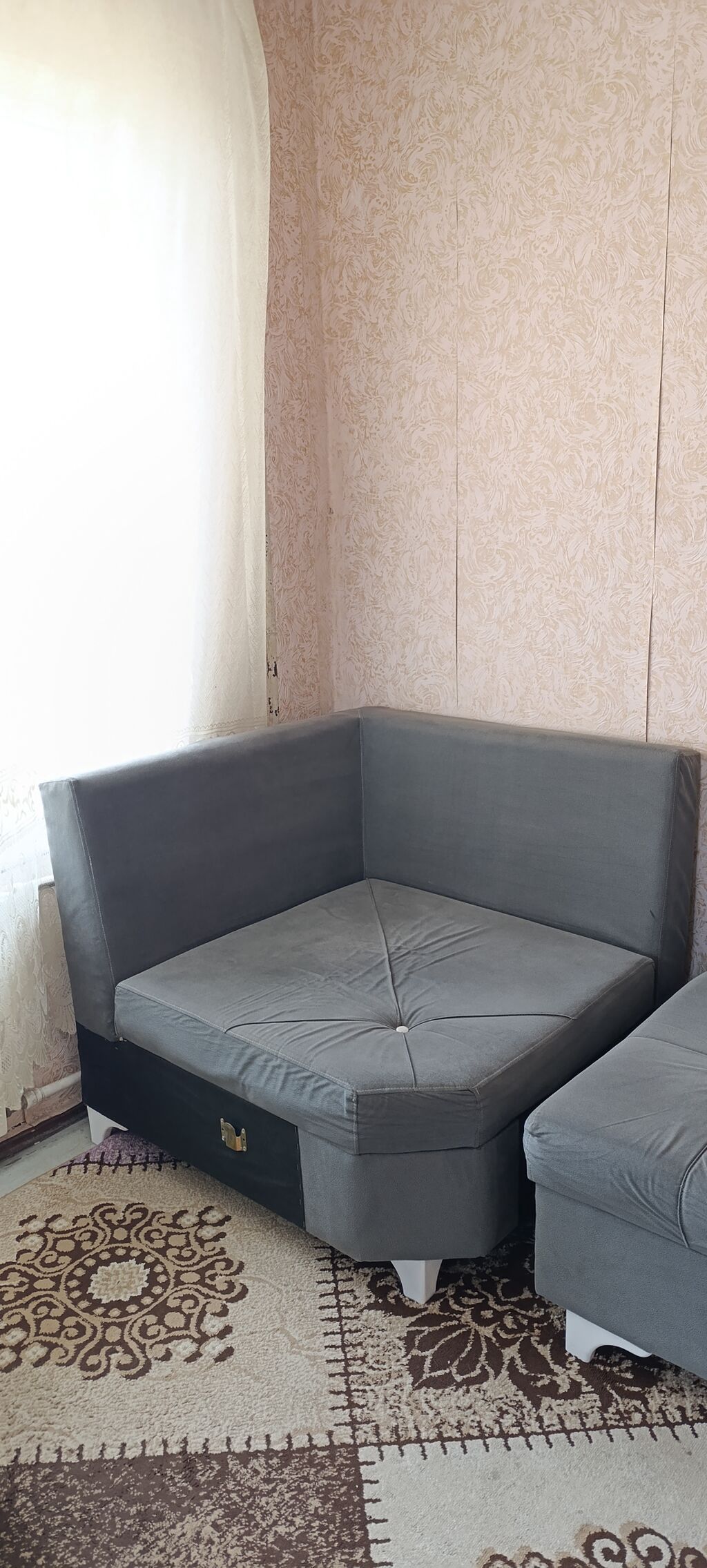 Künc divan dəsti – 2 modul - Rəng: tünd boz (boz-açıq boz detal və ağ