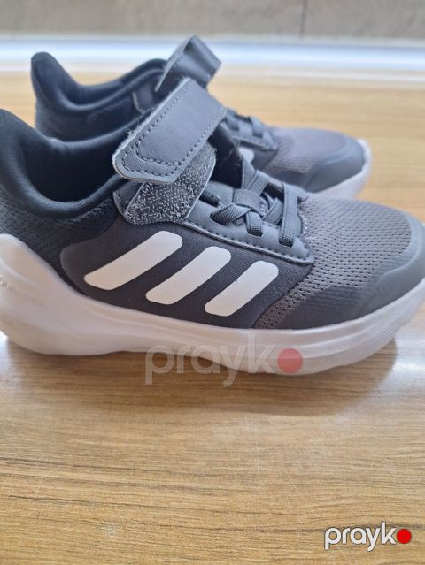 Rəng - Boz Krossovkalar, Adidas, Ölçü: 33, Uniseks — Bakı