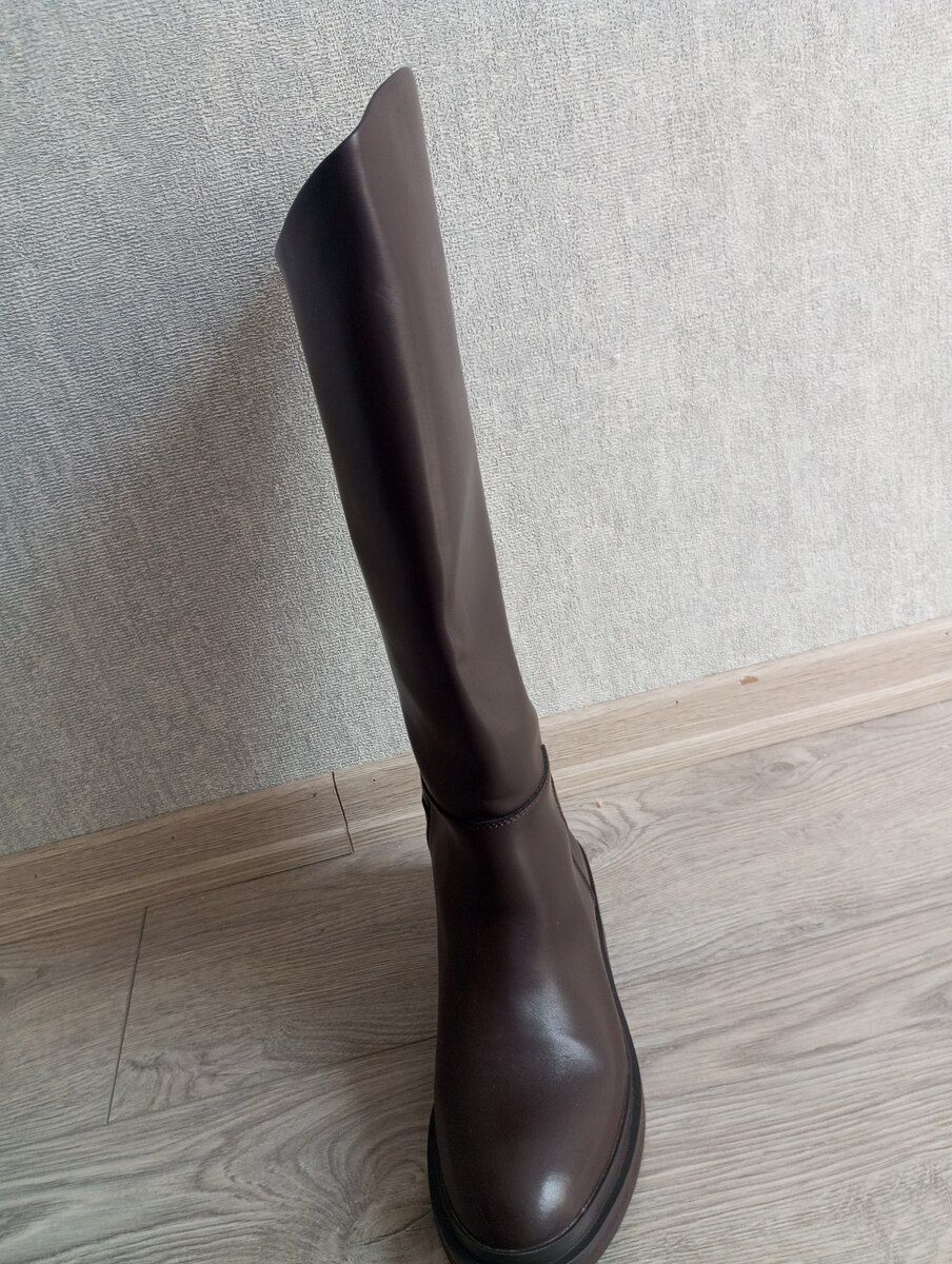 Uzunboğaz çəkmə — Şəxsi əşyalar, Bakı (3)