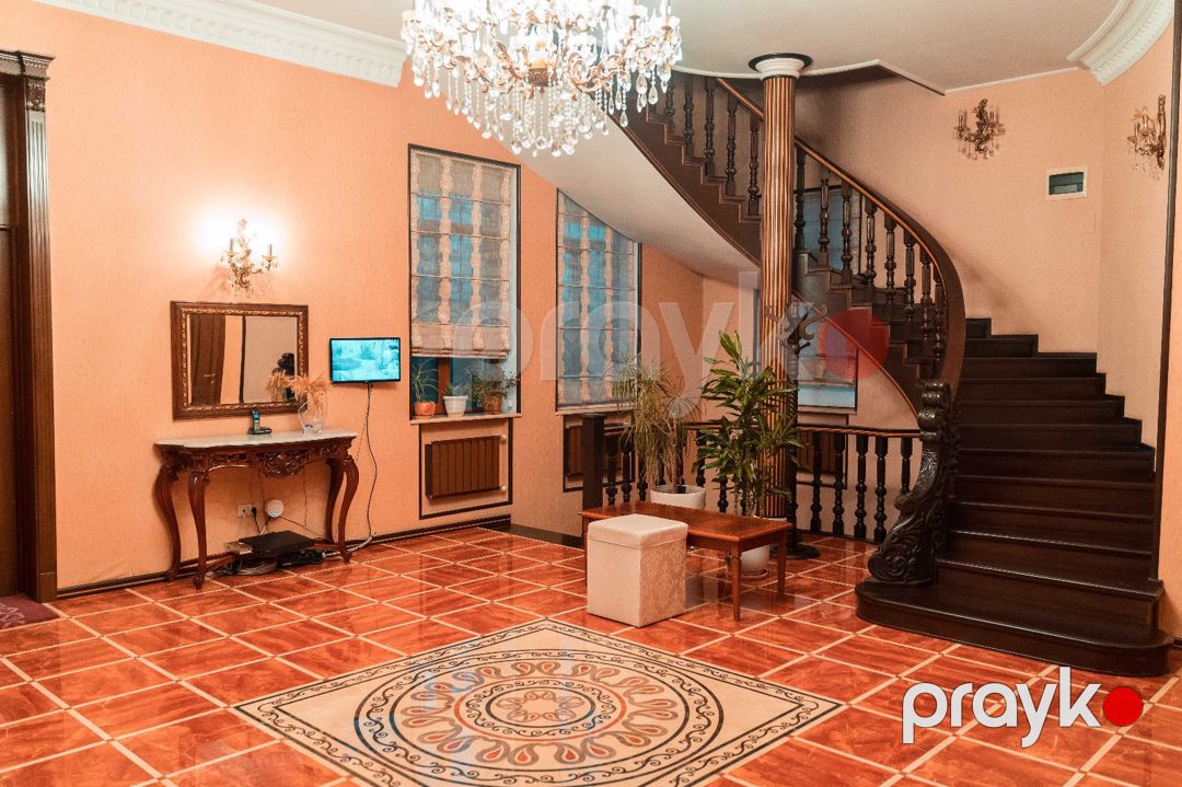 Satılır 8 otaqlı həyət evi/bağ evi 600 m² — Ev, villa, Bakı (4)