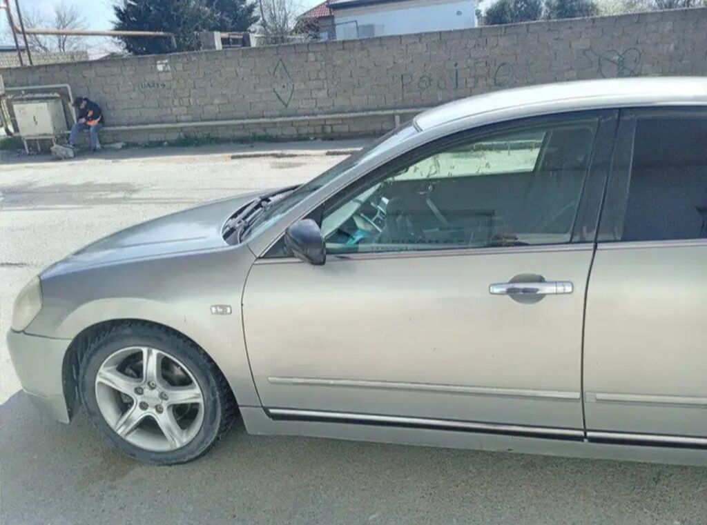 Nissan Teana: 2.3 l | 2003 il Sedan — Avto, Digah (4)