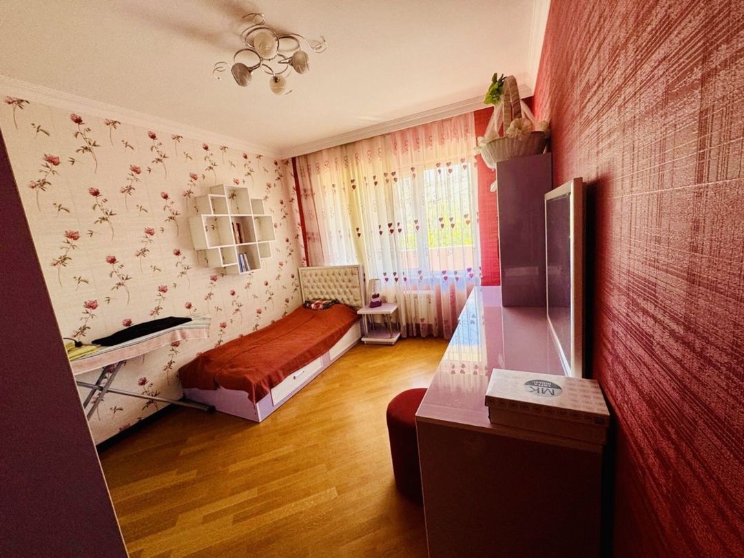 Satılır 5 otaqlı köhnə tikili 100 m² — Mənzil, Bakı (9)