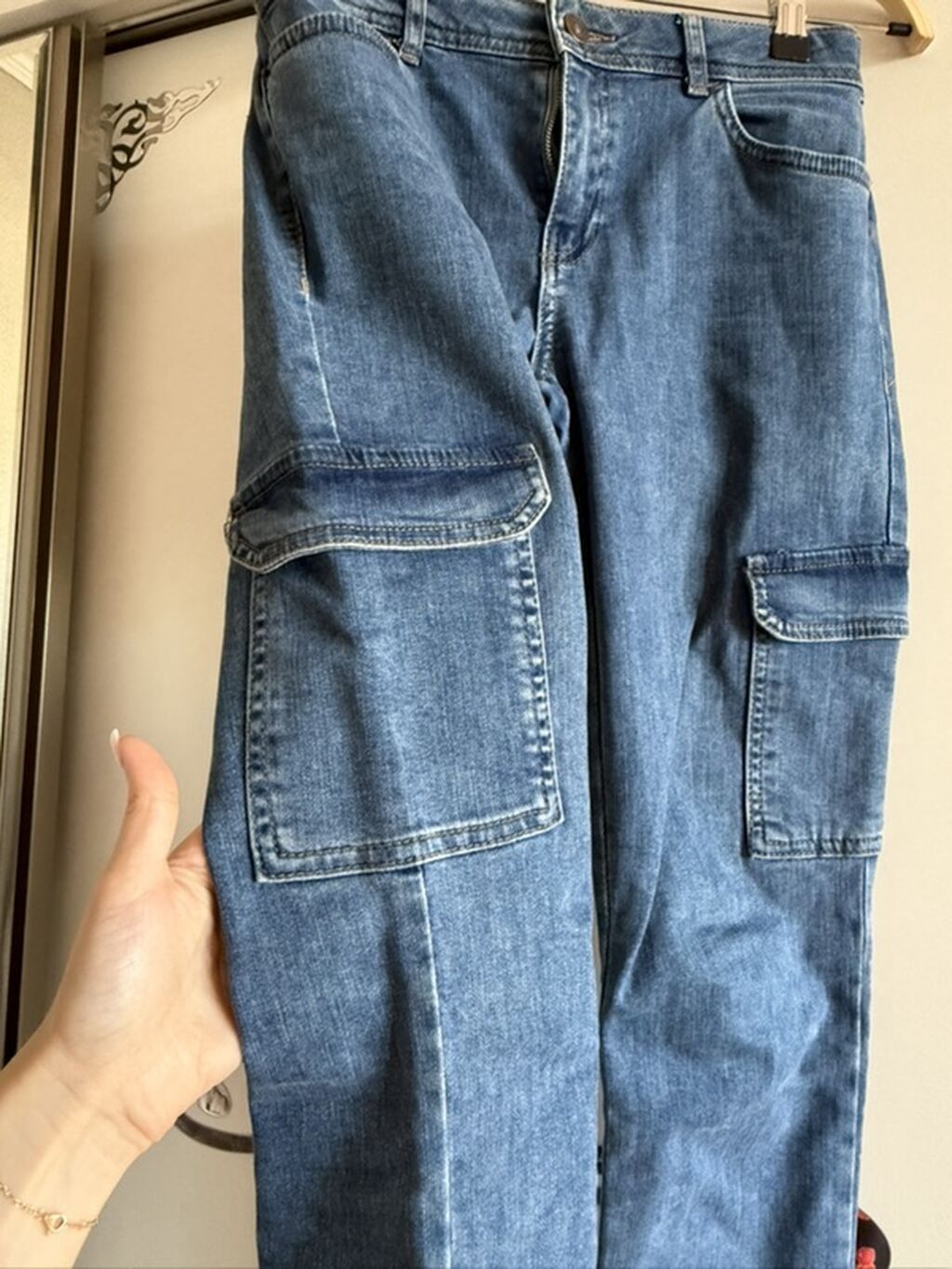 Cins şalvarlar – yırtıq detal və rahat kəsim Məhsul təsviri: - Model — Şəxsi əşyalar, Bakı (7)