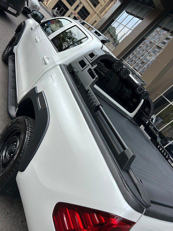 Toyota Hilux, 2.4 L, 2024 il, 15 000 km — Avtomobillər, Bakı (8)