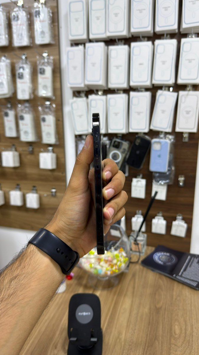Apple iPhone 14 Pro Max Space Black 128GB/6GB — Mallar, Bakı (3)