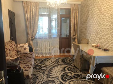 İcarəyə verilir 3 otaqlı köhnə tikili 75 m² — Bakı