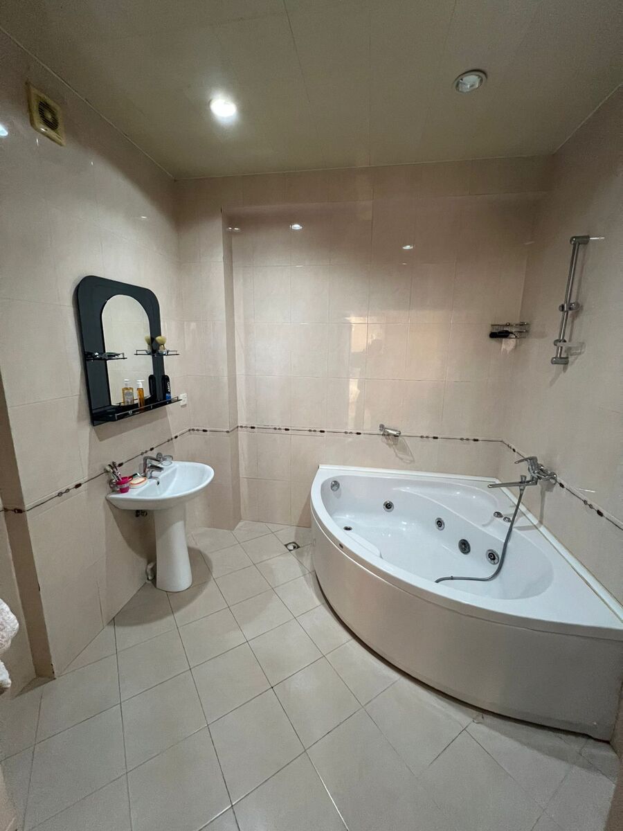 Satılır 3 otaqlı yeni tikili 167 m² — Mənzil, Bakı (11)