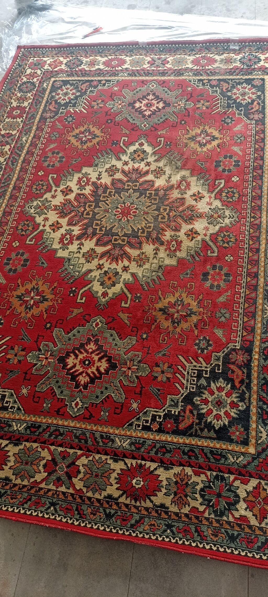 Xalça Dekorativ, Azərbaycan — Mallar, Bakı
