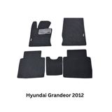 Hyundai Grandeor 2012 ayaqaltı rezinləri EVA — Spare Parts & Accessories