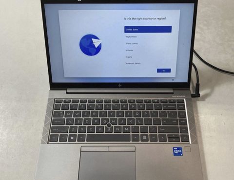 HP ZBook Firefly 14 G8 Mobile Workstation PC i5-1145G7 2.6GHz 16GB RAM/512GB SSD