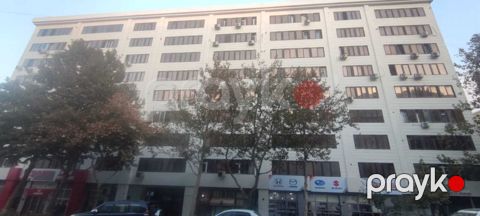 İcarəyə verilir 3 otaqlı köhnə tikili 100 m²