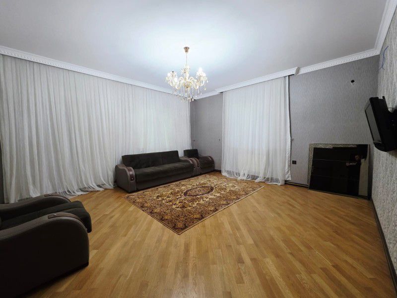 Şağan qəsəbəsində hovuzlu həyət evi satılır – 350 m², 7.1 sot