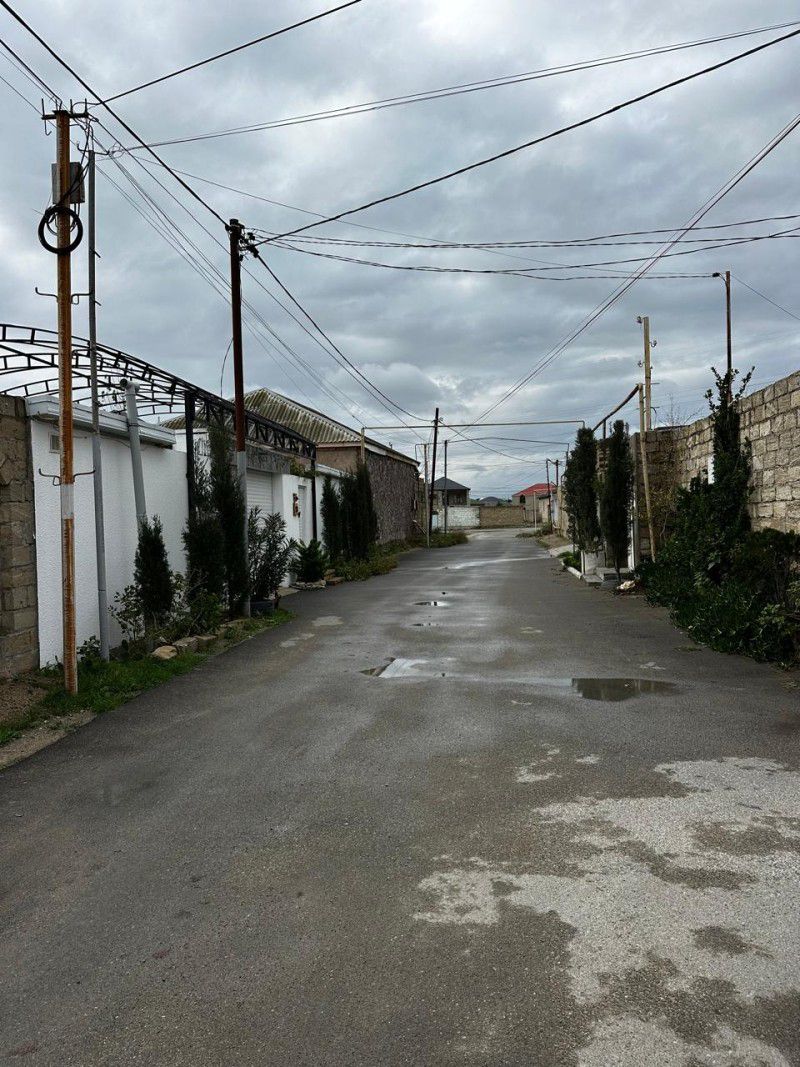 Şüvəlan qəsəbəsində 6 sot torpaq – sakit və prestijli məhəllə