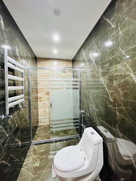 Mərdəkanda yeni tikili həyət evi satılır